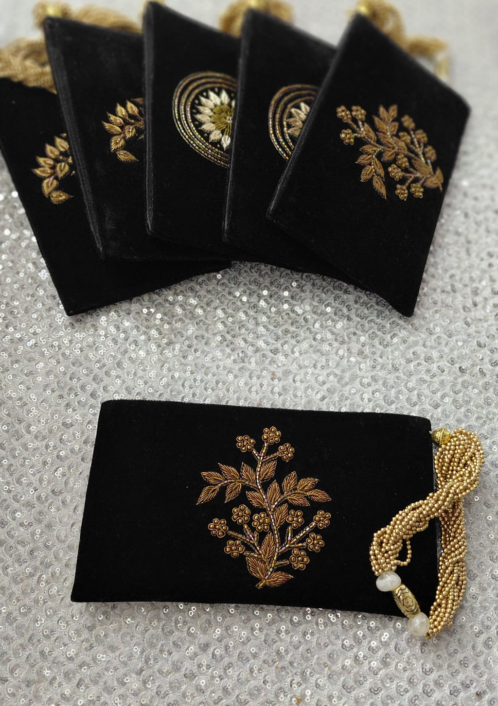 Black Velvet Zardozi Wristlet