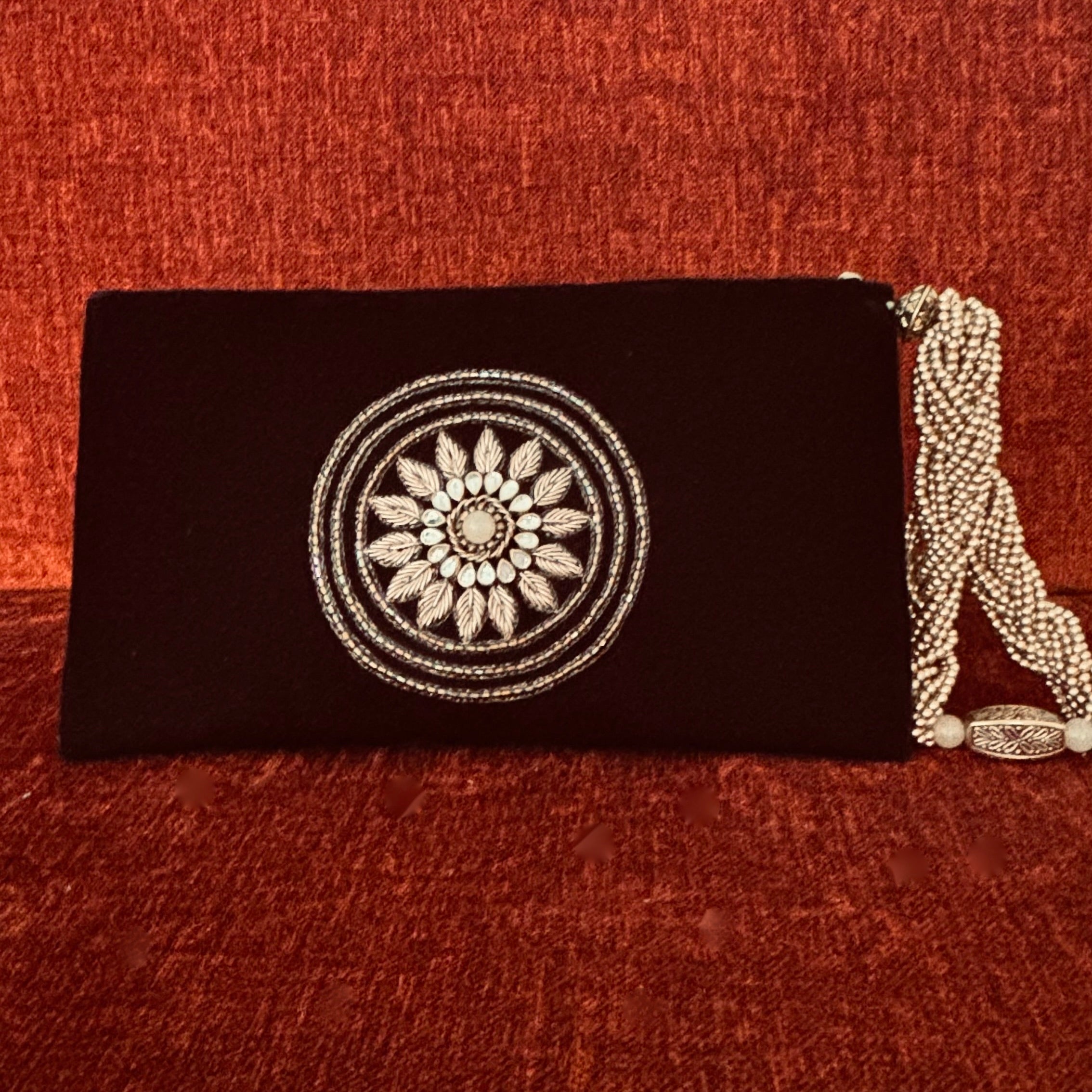 Black Velvet Zardozi Motif Wristlet